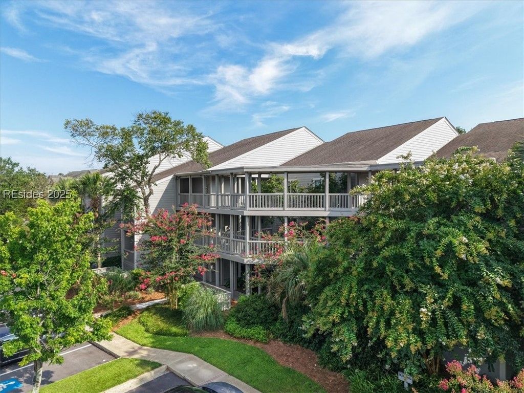 73 Skull Creek Drive 205, Hilton Head Island, SC 29926