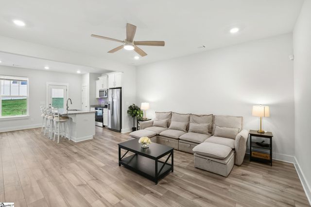 1554 Rivermeade Drive, Moore, SC 29369