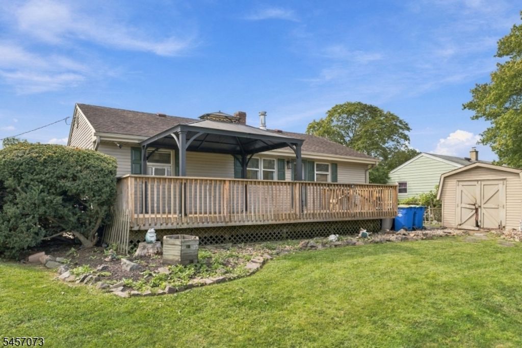 514 Harrison Ave, Manville Boro, NJ 08835 — photo 4