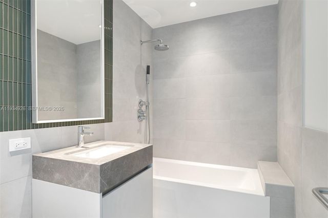 500 ALTON RD 3905, Miami Beach, FL 33139