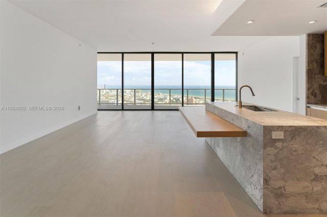 500 ALTON RD 3905, Miami Beach, FL 33139