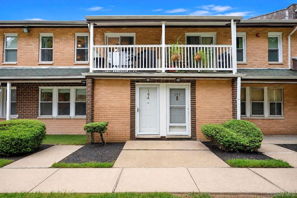 194 Artist Lake Drive 194, Middle Island, NY 11953 — photo 3