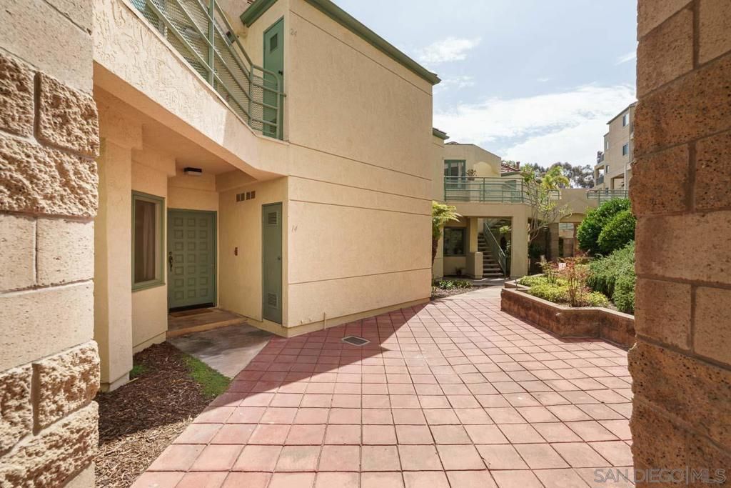 8158 Avenida Navidad Unit 14, San Diego, CA 92122 — photo 2