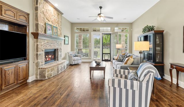 841 Sword Bridge Drive, Lewisville, TX 75056