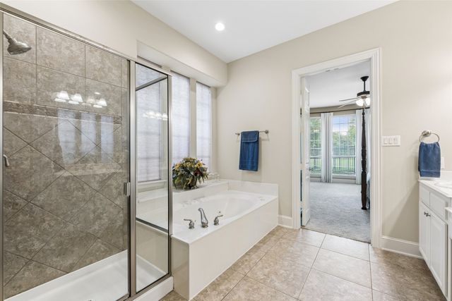 841 Sword Bridge Drive, Lewisville, TX 75056