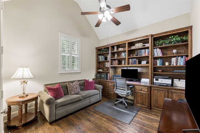 841 Sword Bridge Drive, Lewisville, TX 75056