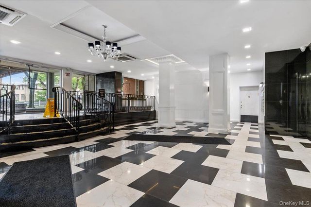 833 Central Avenue 5B, Far Rockaway, NY 11691