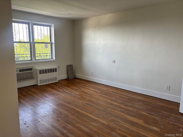 833 Central Avenue 5B, Far Rockaway, NY 11691