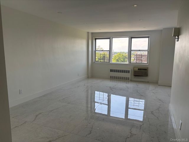 833 Central Avenue 5B, Far Rockaway, NY 11691