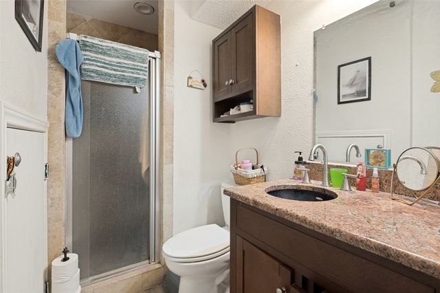 34 E Mountain Lane, Grand Prairie, TX 75052