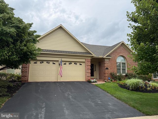 122 ALMOND DR, Hershey, PA 17033