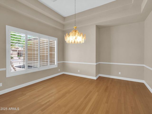 8031 W MORTEN Avenue, Glendale, AZ 85303