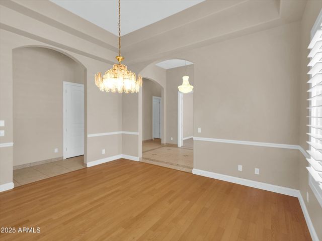 8031 W MORTEN Avenue, Glendale, AZ 85303