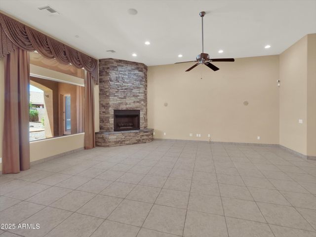 8031 W MORTEN Avenue, Glendale, AZ 85303