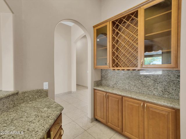8031 W MORTEN Avenue, Glendale, AZ 85303