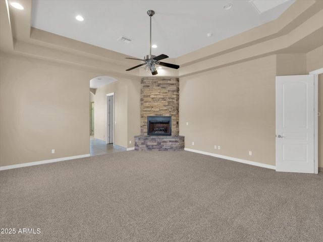 8031 W MORTEN Avenue, Glendale, AZ 85303