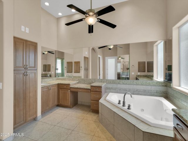 8031 W MORTEN Avenue, Glendale, AZ 85303