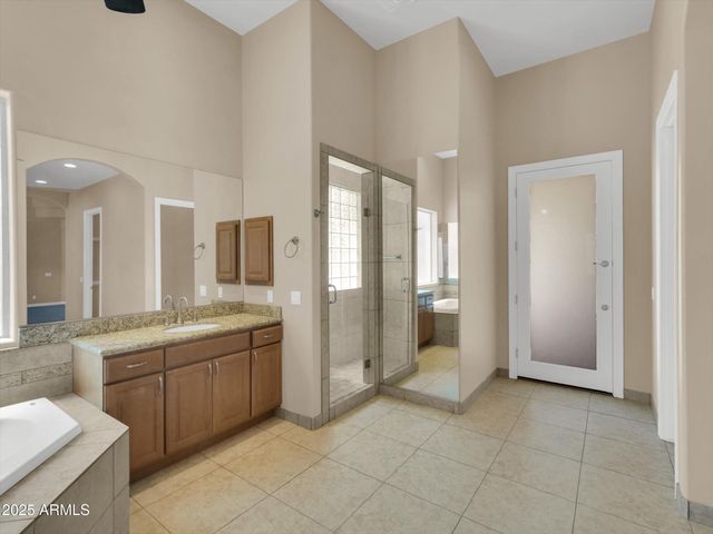 8031 W MORTEN Avenue, Glendale, AZ 85303