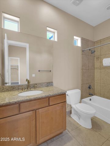 8031 W MORTEN Avenue, Glendale, AZ 85303