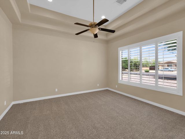 8031 W MORTEN Avenue, Glendale, AZ 85303