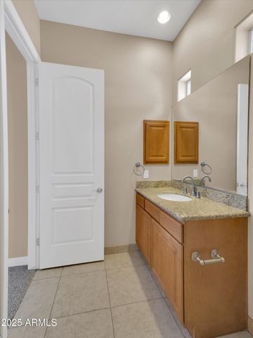 8031 W MORTEN Avenue, Glendale, AZ 85303