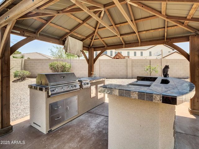 8031 W MORTEN Avenue, Glendale, AZ 85303