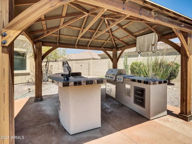 8031 W MORTEN Avenue, Glendale, AZ 85303