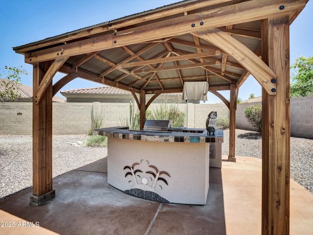 8031 W MORTEN Avenue, Glendale, AZ 85303