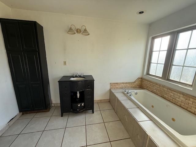 405 Charlotte Dr, Patterson, LA 70392