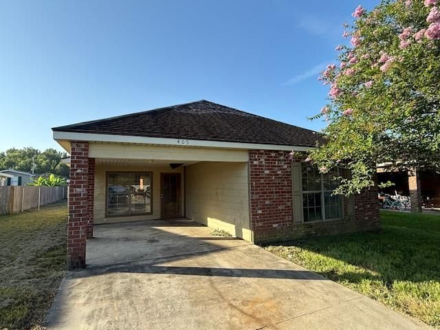 405 Charlotte Dr, Patterson, LA 70392