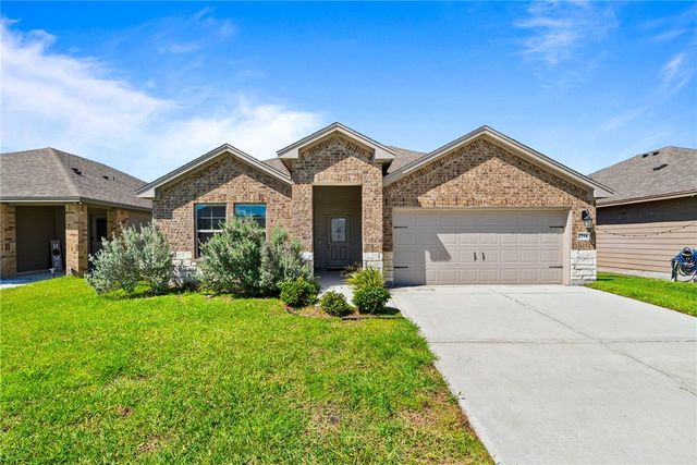 7734 Lariat Toss Dr, Corpus Christi, TX 78414