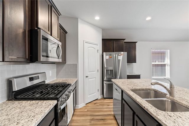 7734 Lariat Toss Dr, Corpus Christi, TX 78414