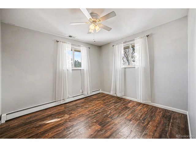 5217 S Mabre Ct, Littleton, CO 80123