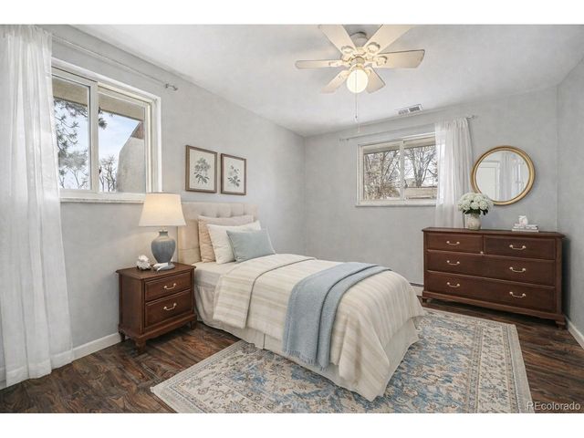 5217 S Mabre Ct, Littleton, CO 80123