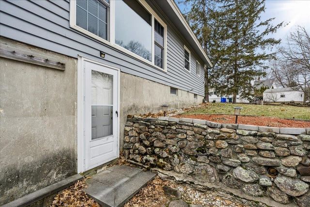 113 Comeau Street, Manchester, NH 03102