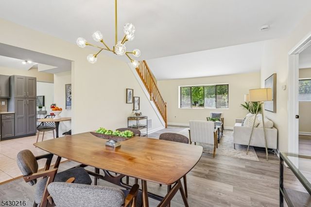 56 Birch Run Dr, Piscataway Twp., NJ 08854