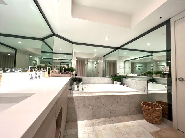 16400 Collins Ave 1541, Sunny Isles Beach, FL 33160