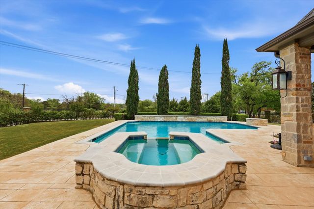 7106 Covewood Drive, Garland, TX 75044