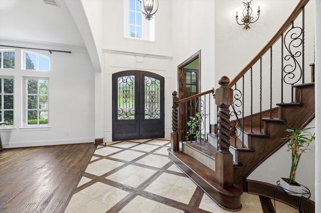 7106 Covewood Drive, Garland, TX 75044