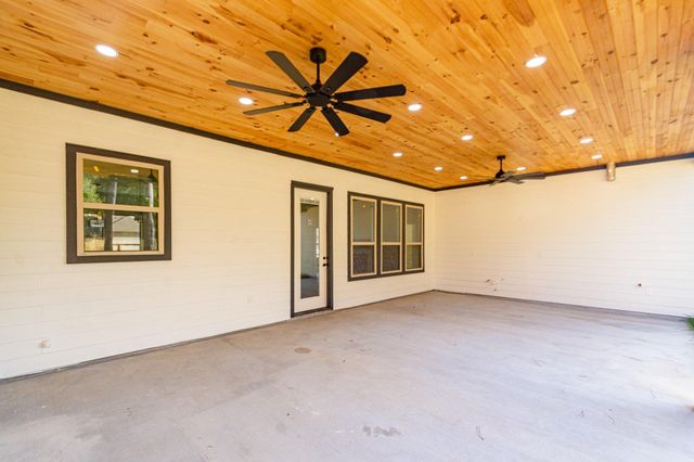 16123 Longboat Court, Crosby, TX 77532