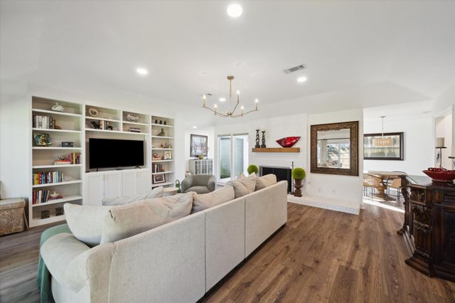 16438 Larkfield Drive, Houston, TX 77059