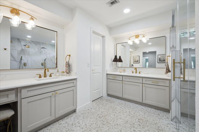 16438 Larkfield Drive, Houston, TX 77059