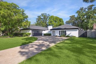 16438 Larkfield Drive, Houston, TX 77059
