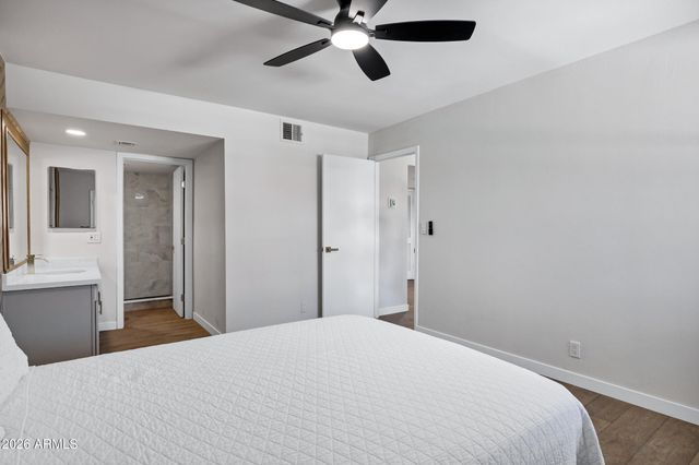 1730 W EMELITA Avenue 2102, Mesa, AZ 85202