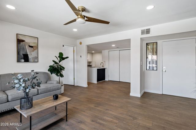 1730 W EMELITA Avenue 2102, Mesa, AZ 85202
