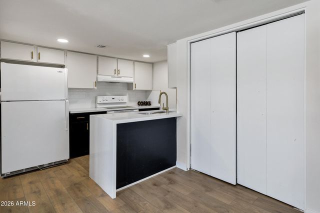 1730 W EMELITA Avenue 2102, Mesa, AZ 85202