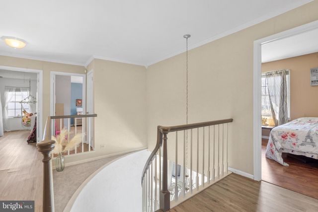 5 GREENLEIGH CIR, Sewell, NJ 08080