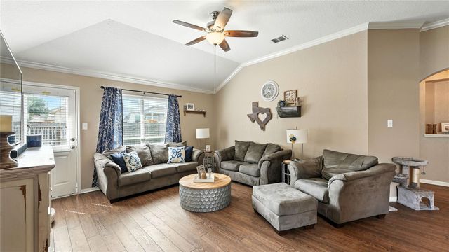 427 Roadrunner Ave, New Braunfels, TX 78130