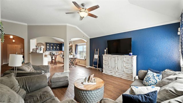 427 Roadrunner Ave, New Braunfels, TX 78130
