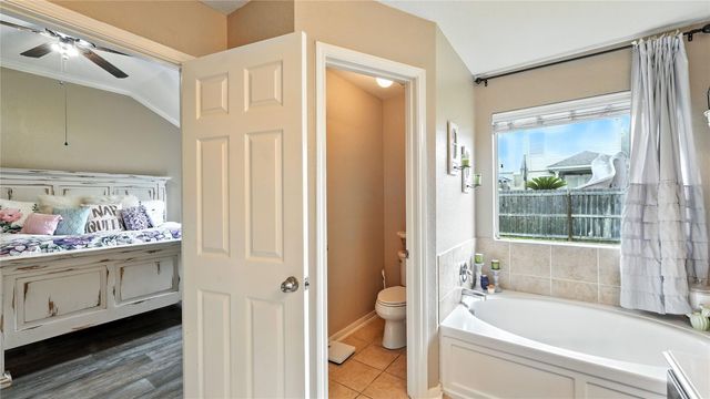 427 Roadrunner Ave, New Braunfels, TX 78130